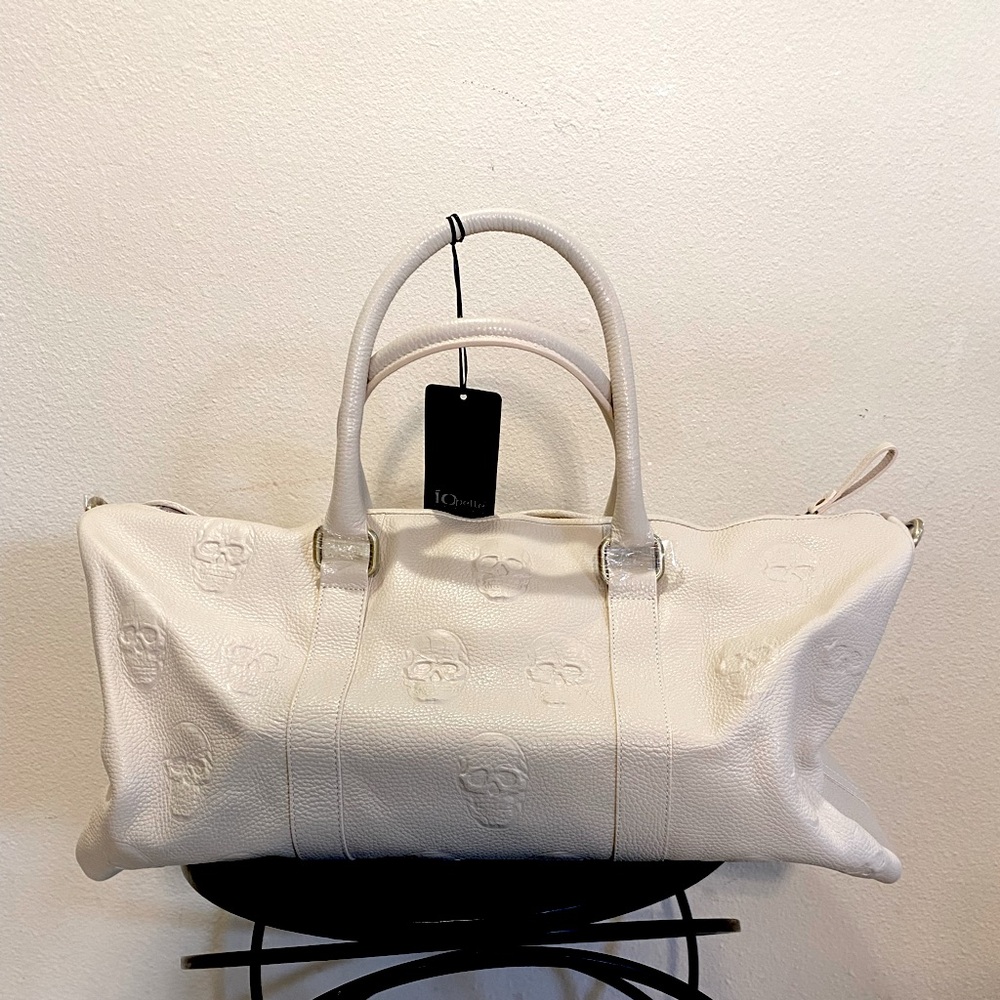 IO Pelle Embossed Skull Leather Travel Duffle Bag NWT
